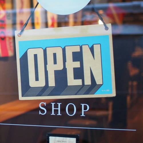 LES ÉTAPES CLÉS D’UNE CESSION D’UN FONDS DE COMMERCE : GUIDE JURIDIQUE POUR RÉUSSIR VOTRE TRANSMISSION