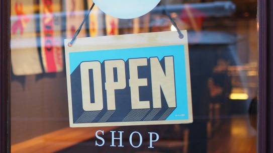 LES ÉTAPES CLÉS D’UNE CESSION D’UN FONDS DE COMMERCE : GUIDE JURIDIQUE POUR RÉUSSIR VOTRE TRANSMISSION